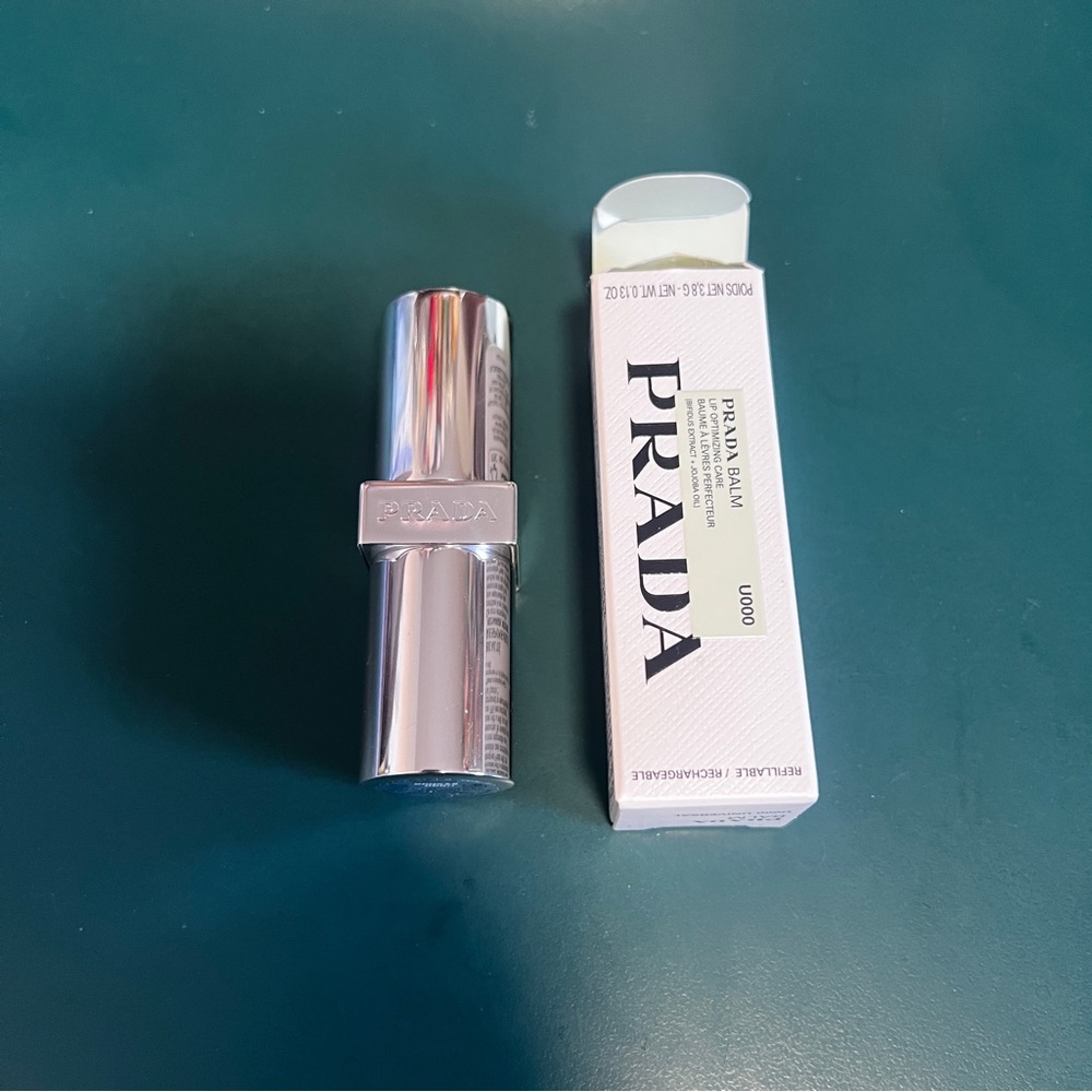 Prada Moisturizing Lip Balm U000